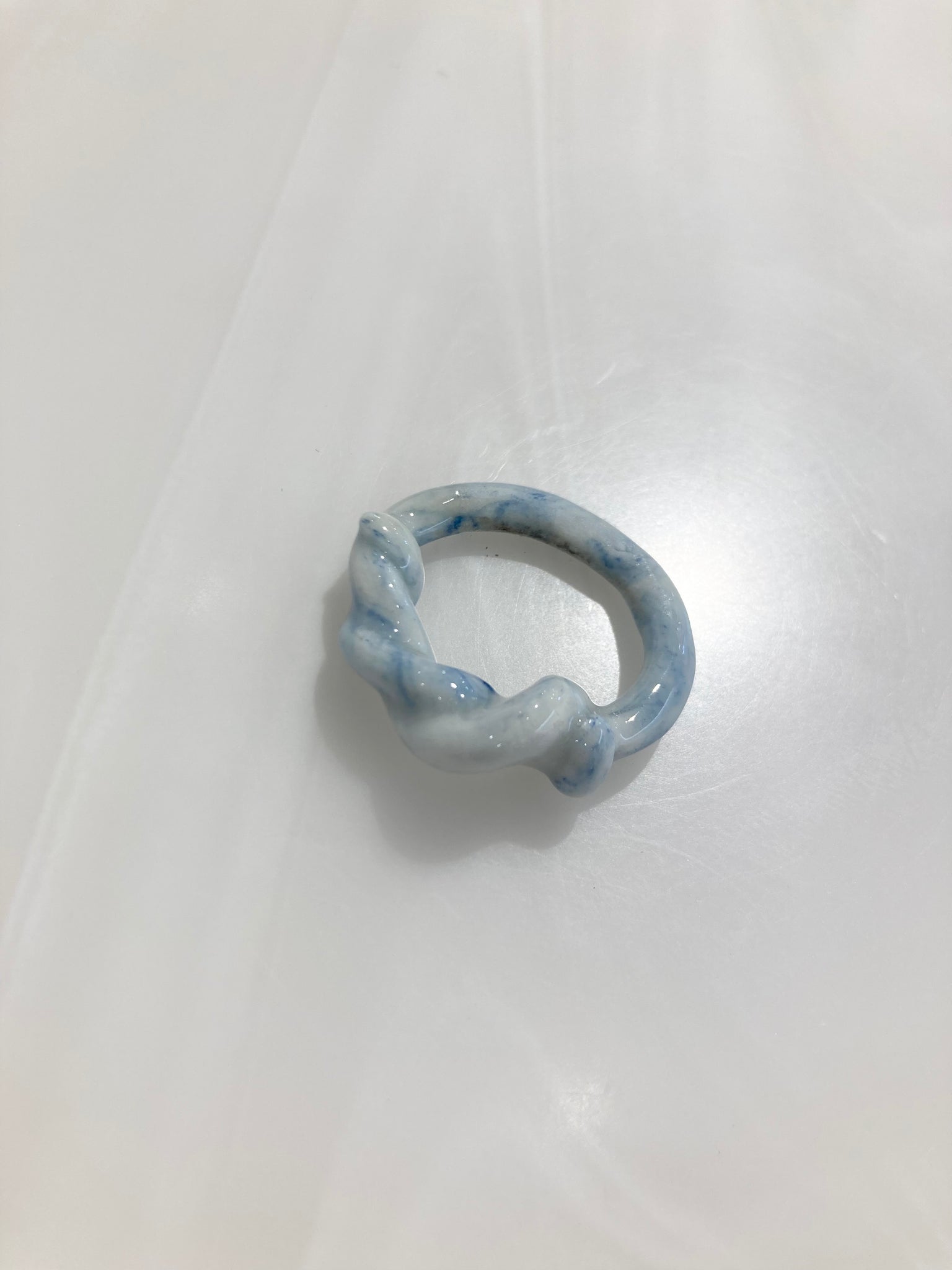 MILKY PORCELAIN RING - Blue