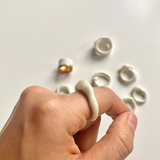 MILKY PORCELAIN RING